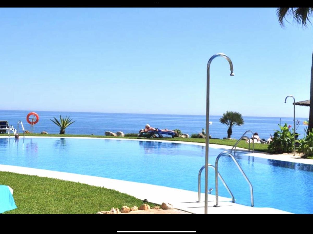 Mi Capricho 170 Beachfront Apartment Sitio de Calahonda Ngoại thất bức ảnh
